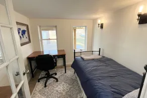 Renovated 2 Bedroom Apartment in Heart of Village - Image 3
