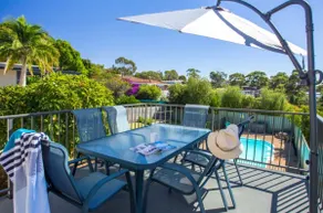 Modern Farmhouse at Pacific Sands Mollymook Beach - Image 4
