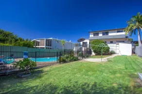 Modern Farmhouse at Pacific Sands Mollymook Beach - Image 5