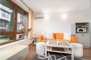 Central Apartment \ Terrace - Image 3