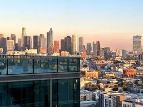 Breathtaking 15+floor 2b Skyline | Free Parking - Image 5
