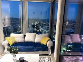 Breathtaking 15+floor 2b Skyline | Free Parking - Image 2