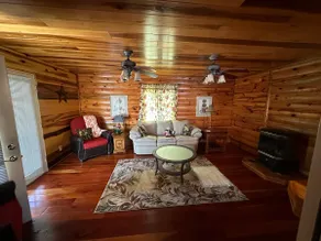 Quiet Lakefront Cabin in Cypress w/ Private Dock - Image 2