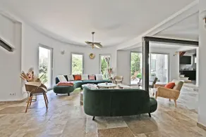 VILLA with swimming pool 5 min from Avignon - Image 4