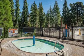 Northstar Studio w/ Pool, Hot Tub & Sauna Access - Image 4