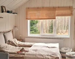 Hand made Off Grid forest Cabin Luna - Image 4
