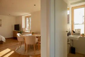 Stylish apartment with kitchen & free parking - Image 2