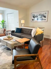 Modern 3B/2Ba Condo- Sleeps 6, near Civic Center - Image 2