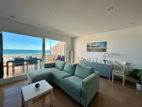 Breathtaking Beachfront House - Image 5