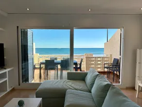 Breathtaking Beachfront House - Image 3
