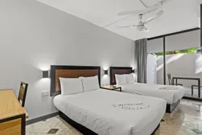 Double suite with terrace - Image 4