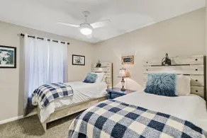 Charming Residential Ranch Home with KING bed - Image 4