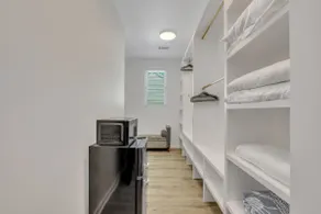 Marsh Top Suite - No Clean Fees! - Image 5