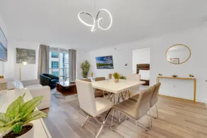 Impressive Unit in the heart of Brickell W Parking - Image 3