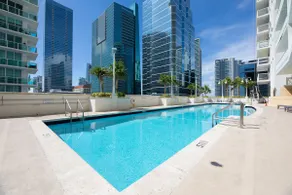 Impressive Unit in the heart of Brickell W Parking - Image 4