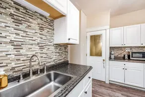 Benton Park 1 Bedroom Apartment w/ Park Views - Image 5