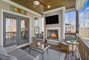 Lake/Marina Access, Firepit, Golf Cart Included - Image 4