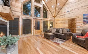 Just Chillin' - Romantic Luxury, Arcade, Outdoor Amenities, Hot Tub - Image 4