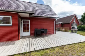 Corner house 2 - Image 2