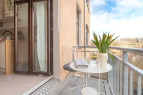Calm flat in central location - Image 4