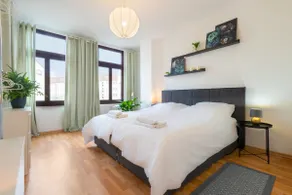 Calm flat in central location - Image 2