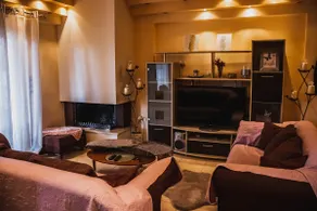 Bojana' s luxury house - Image 5