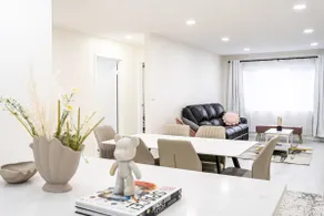 SFO Gorgeous Modern & Spacious 3B2B - Image 2