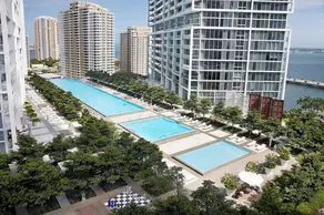 ICON Coral Condo | Free Pool Spa HotTub - Image 2