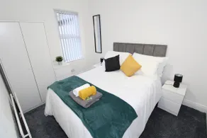 Belfast Cozy Home - Image 5