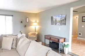 Dog friendly Home near parks and Dry Canyon - Image 4