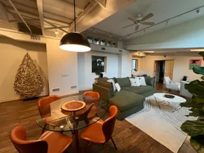 Loft in Historic Downtown Easton - Image 2