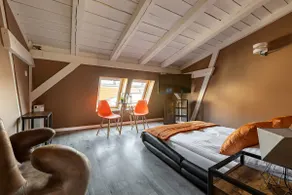 Chopin Park Apartments - Image 3