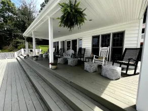 Waterfront Claytor Escape Lodge -Stunning Views - Image 2