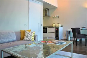 MySquare Penthouse in Old Street Near Angel - Image 2