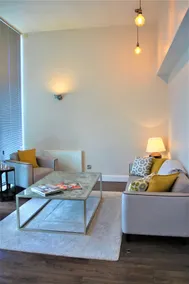 MySquare Penthouse in Old Street Near Angel - Image 5