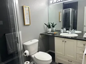 Charming Newly remodeled 3/2 - Image 5
