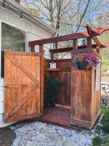 Coastal Vibes 3BR Private Backyard, Outdoor Shower - Image 4