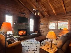 Mtn Views, Game Room, Dogs Welcome, Fenced Yard. - Image 3