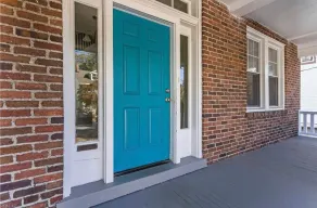 Newport Nook: 5/2.5 Home in Norfolk - Sleeps 10! - Image 2
