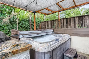 Luxury 3bd/2ba Roseville Home Hot Tub & Game Room - Image 3