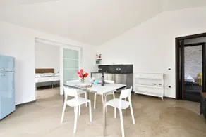 Villa with private pool and garden near the beach - Image 3
