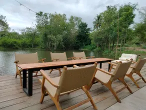 Private waterfront home - Image 5