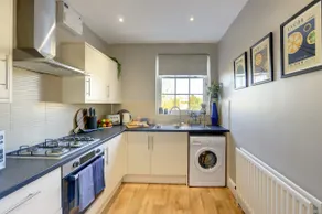 Regency Nest by Spa Town Property - Stylish 3 Bedroom Apartment on 2 Floors, Central Leamington Spa - Image 5