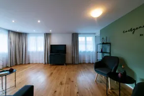Modern, spacious apartment - Image 4