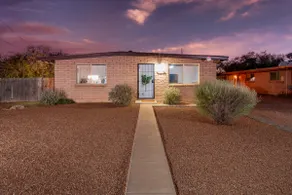 Cozy and Bright, 2 BR 1 BA, Central, Spotless - Image 4