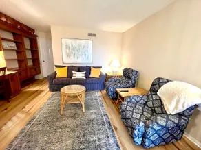 Clean Ocean Retreat with Beach Access - Image 5
