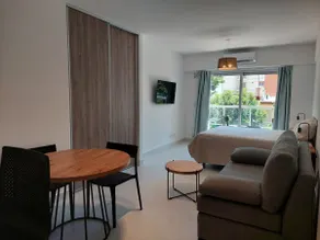 Excellent new apartment with amenities and pool - Image 2