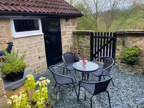 Beautiful 19th-Century Terraced Cottage - Image 5