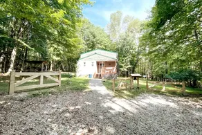 Rustic Hogback Lodge + Nature's Tranquility - Image 5
