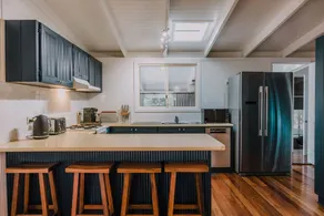Misty Gum Cottage: Stylish Blue Mountains Retreat - Image 3